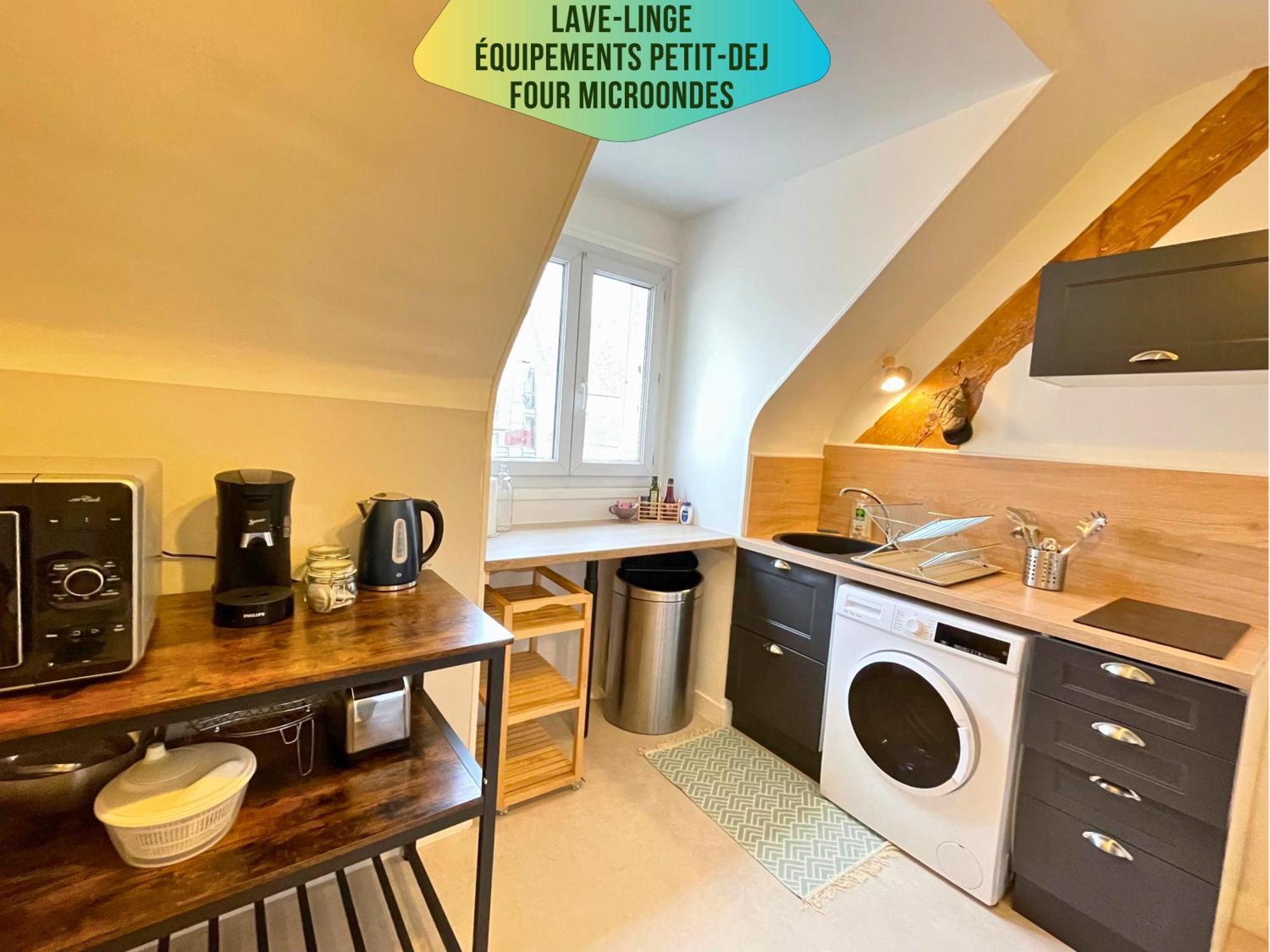 Le Corneille - Ideal Pros & Couples - Centre Historique - Chateau 5Min - Gare 10Min - Au Calme - Fibre Compiègne Eksteriør bilde